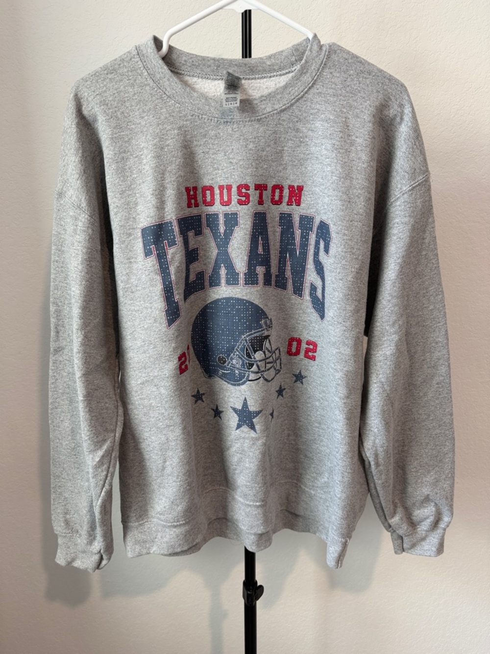 Gildan Gray Houston Texans Graphic Crewneck Sweatshirt with Navy and Red Print
